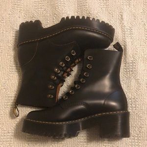Doc Martens Leona boots size Women 9